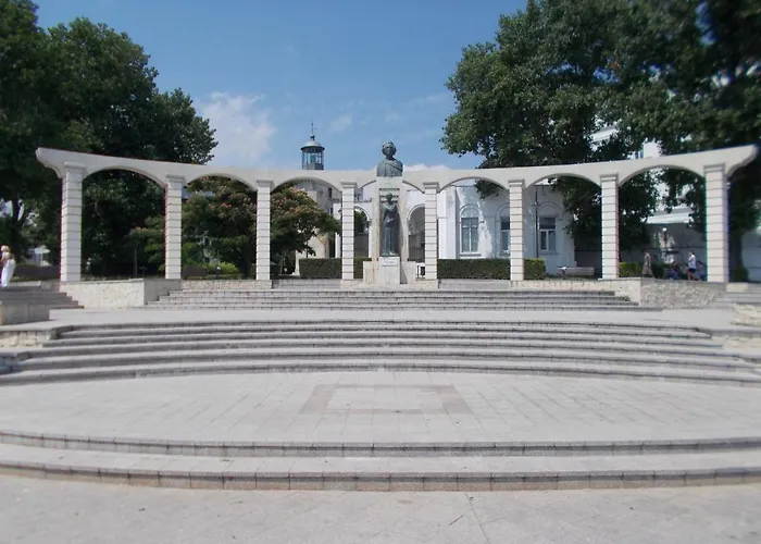 Peninsula-cazino,dalvi Apartment *